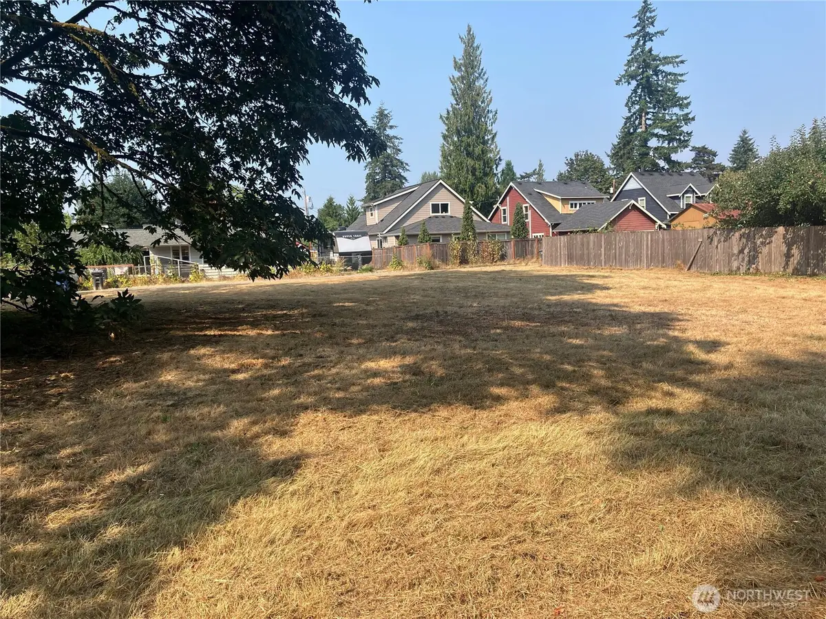 3 E Reitze Street #20-22 W 1/2 of 23, Carnation, WA 98014 - #1