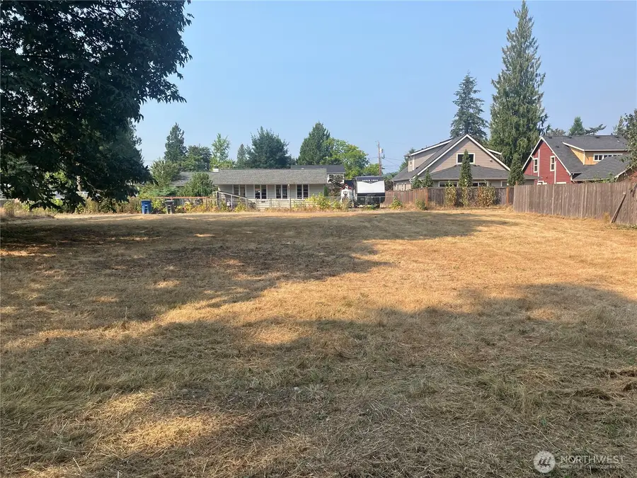 3 E Reitze Street #20-22 W 1/2 of 23, Carnation, WA 98014 - #2