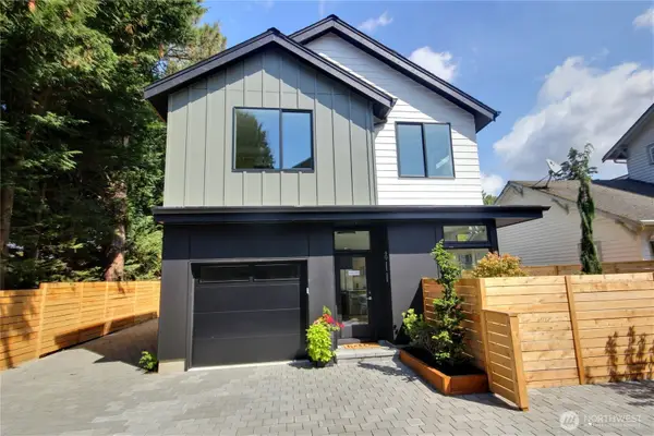 811 NE 90th Street, Seattle, WA 98115