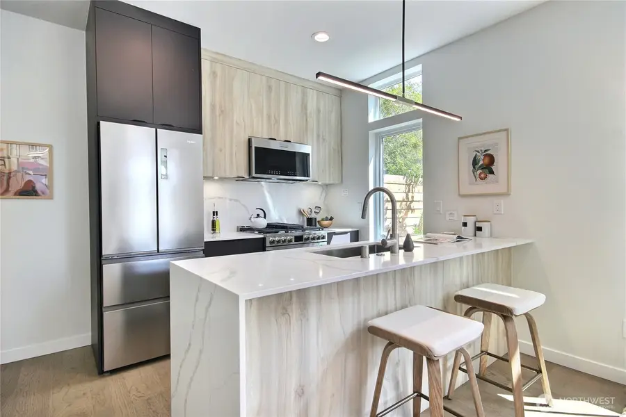 811 NE 90th Street, Seattle, WA 98115 - #3