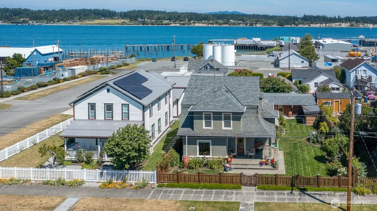 1118 4th Street, Anacortes, WA 98221 - #1