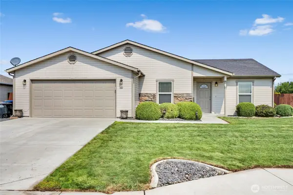 312 E Linden Avenue, Moses Lake, WA 98837
