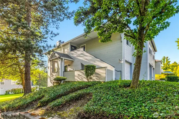 33020 10th Avenue Sw #N201, Federal Way, WA 98023