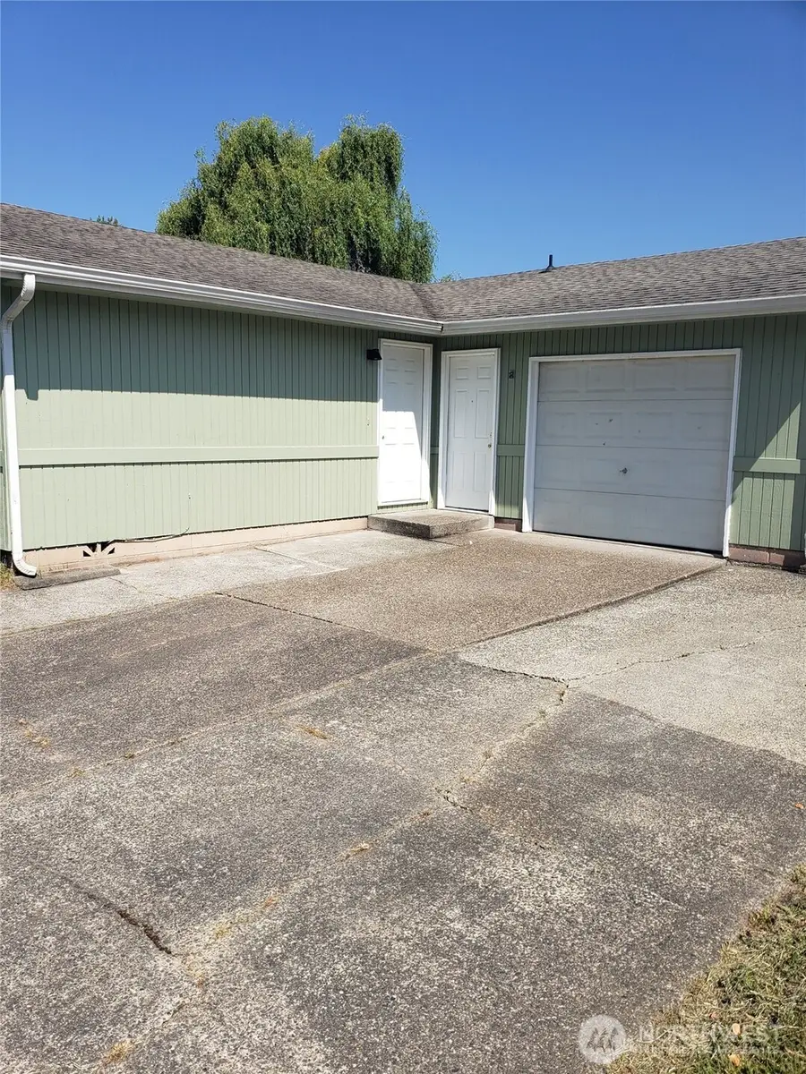 4720 Merlin Street, Longview, WA 98632 - #3