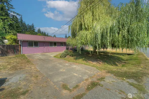 27019 Woodside Road Ne, Kingston, WA 98346