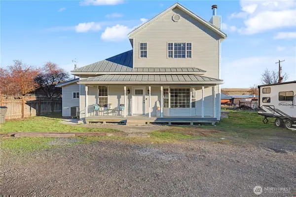 224 S D, Washtucna, WA 99371