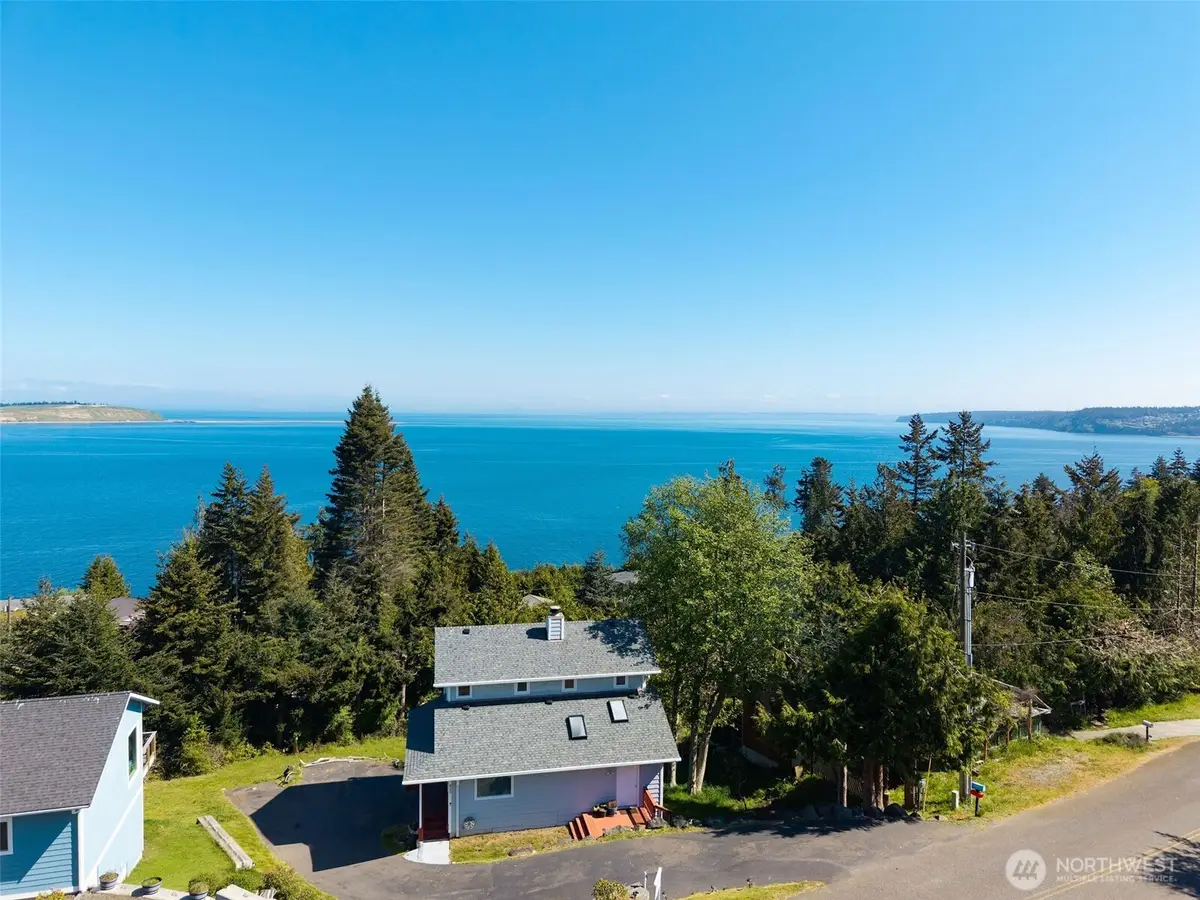 320 N North Street N, Sequim, WA 98382 - #1