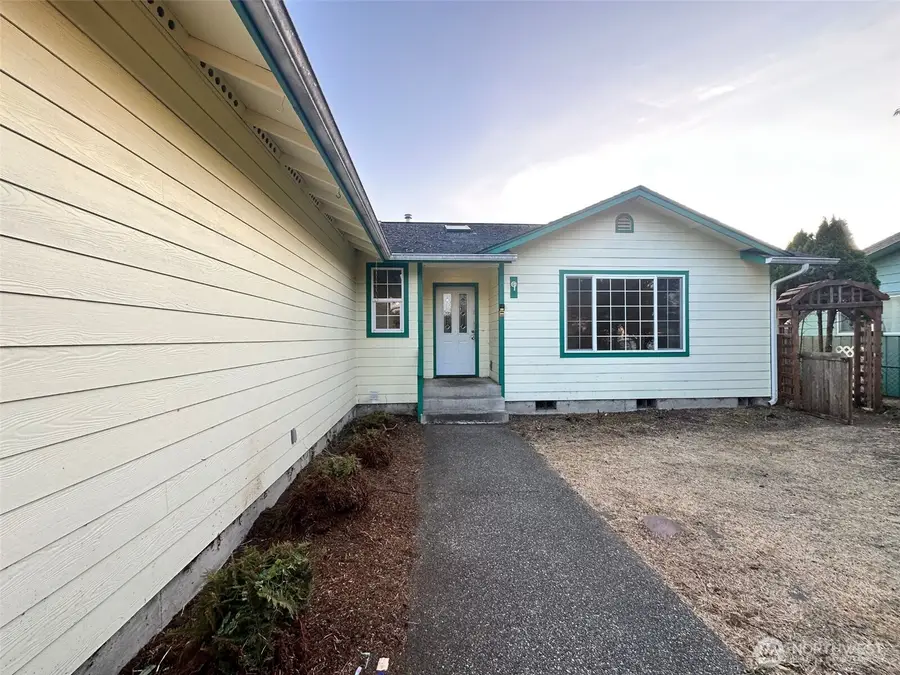 2111 Laurel St, Shelton, WA 98584 - #2