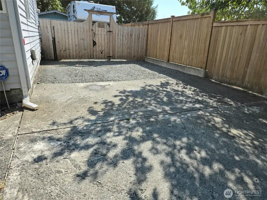 1311 155th Street, Shoreline, WA 98133 - #2