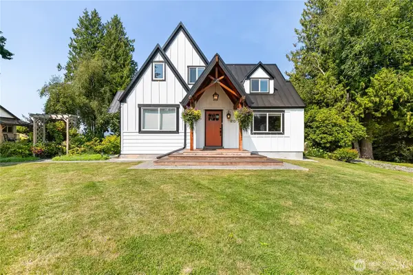 810 H St Road, Lynden, WA 98264
