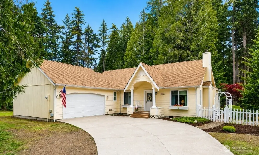 240 E Aycliffe Drive, Shelton, WA 98584 - #1