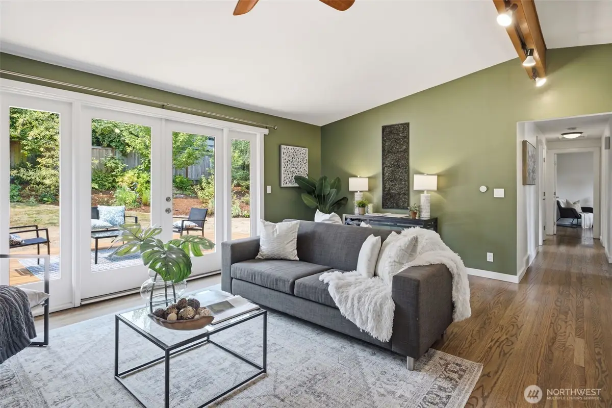 2411 156th Avenue Se, Bellevue, WA 98007 - #1