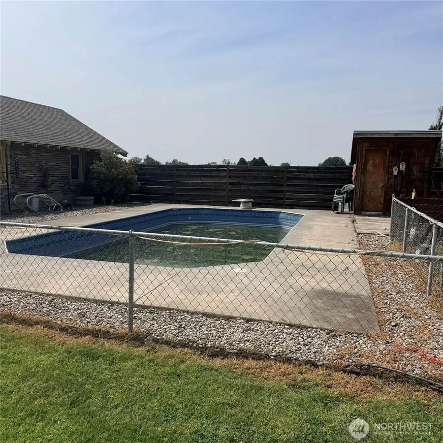 580 Rose Street Ne, College Place, WA 99324 - #2
