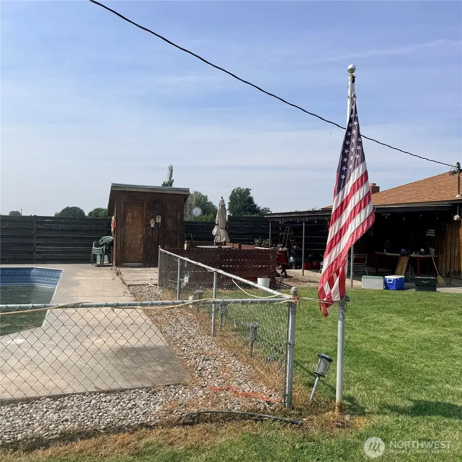 580 Rose Street Ne, College Place, WA 99324 - #3