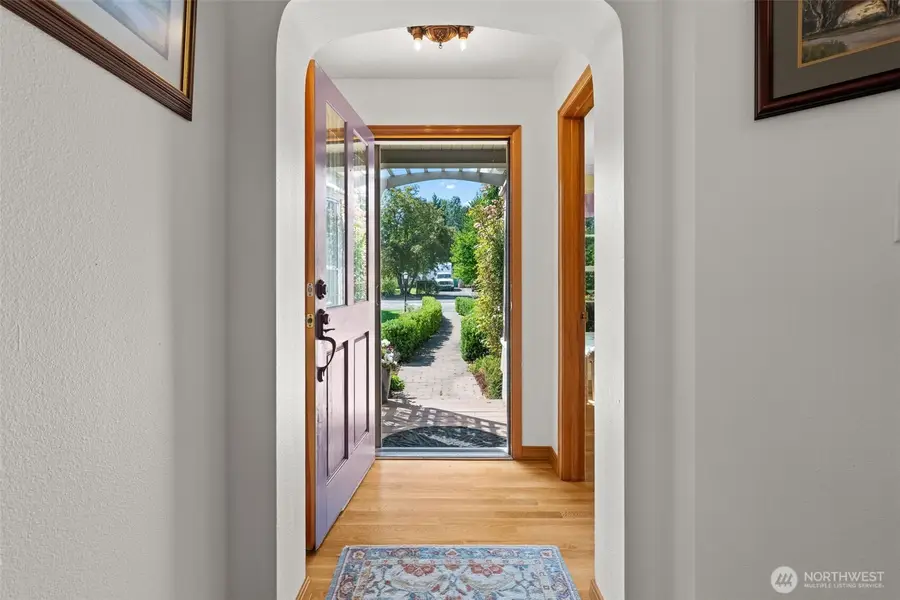 1867 Gossard St, Enumclaw, WA 98022 - #3