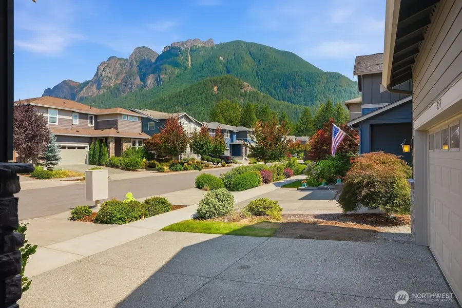353 Zemp Way Ne, North Bend, WA 98045 - #2