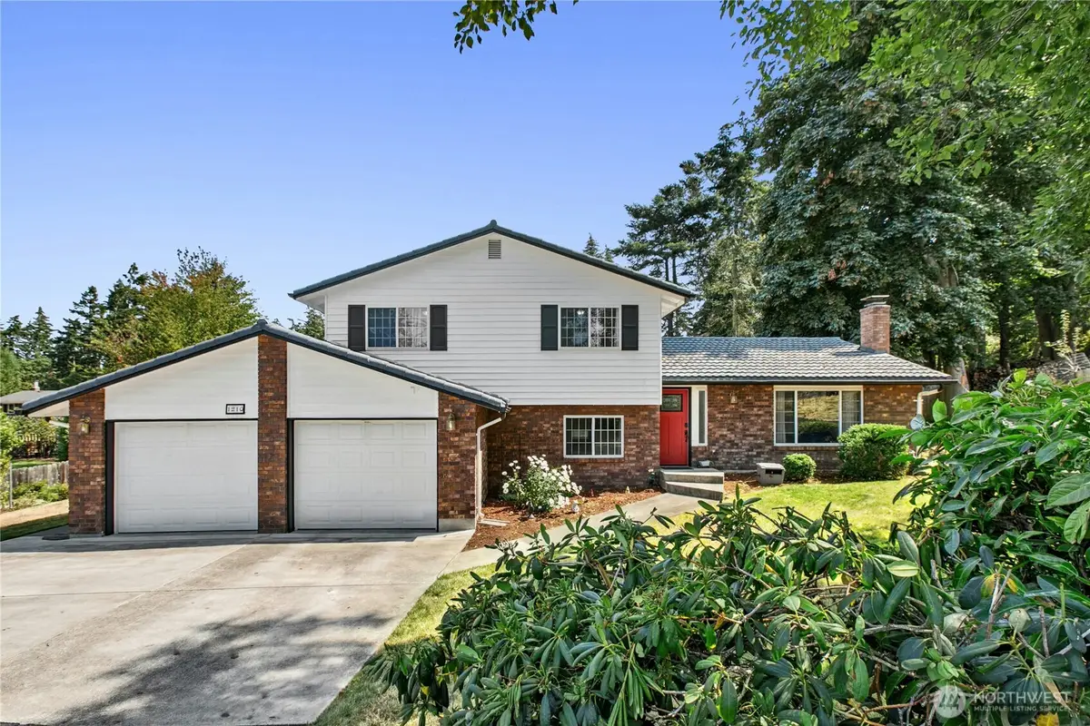 1210 Patriot Way, Oak Harbor, WA 98277 - #1