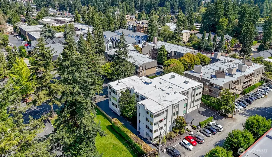 132 N 132nd Street #204, Seattle, WA 98133 - #2