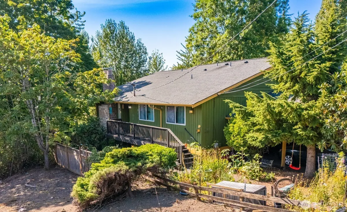 14001 35th Avenue Ne, Seattle, WA 98125 - #1