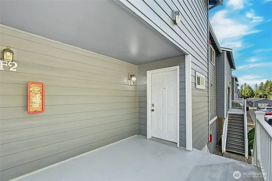 3939 10th Street Se #F-3, Puyallup, WA 98374 - #2