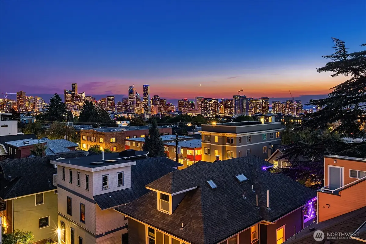 633 13th Avenue E, Seattle, WA 98102 - #1