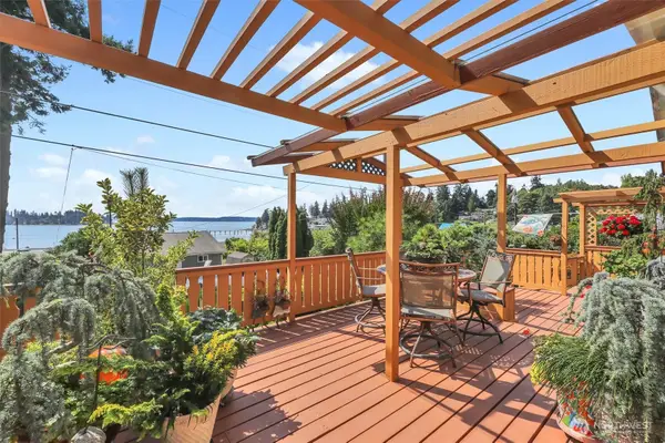 4303 77th Place Nw, Tulalip, WA 98271