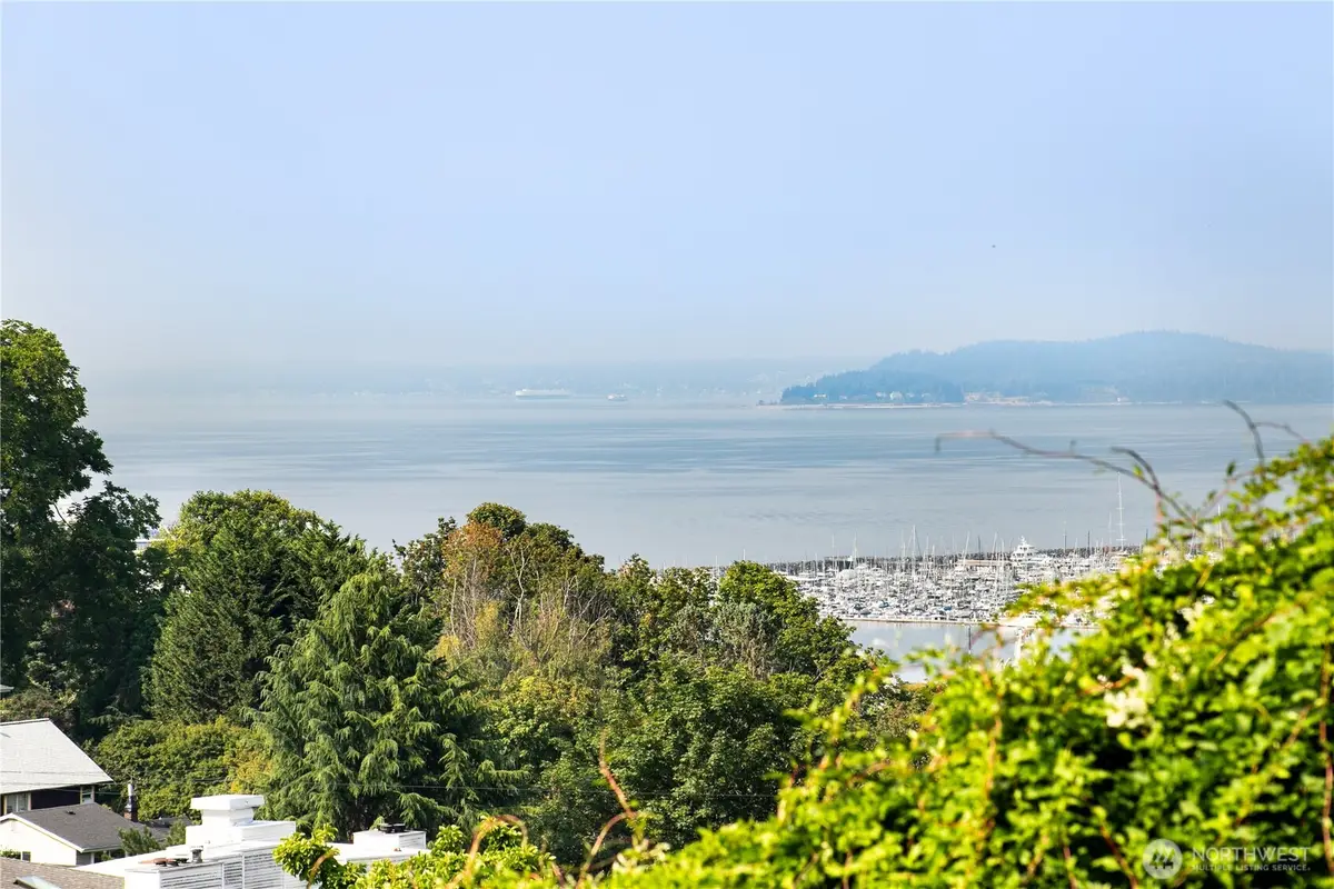 1939 10th Avenue W #B, Seattle, WA 98119 - #1