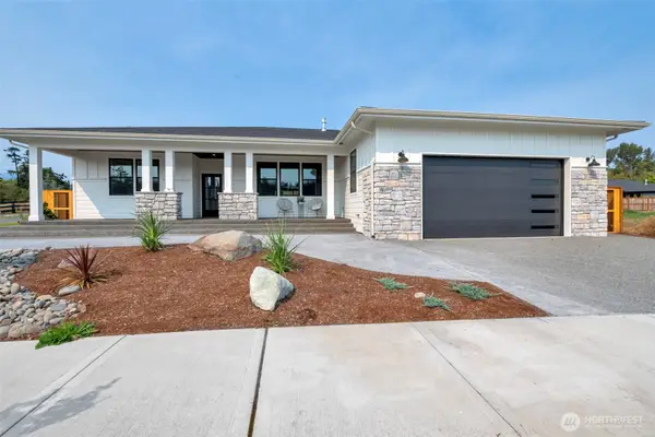 11 Dover Lane, Sequim, WA 98382