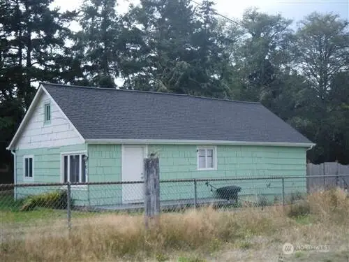6701 V Place, Long Beach, WA 98631