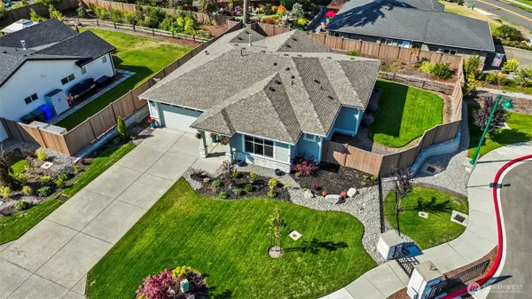 7598 Sandin Lane, Gig Harbor, WA 98335