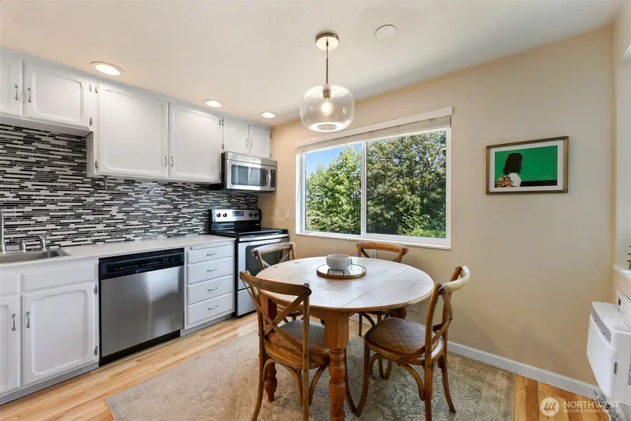 610 Aloha Street #302, Seattle, WA 98109 - #2