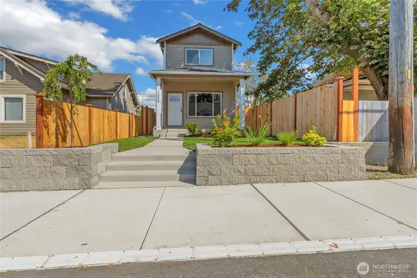 1025 E 64th S, Tacoma, WA 98404