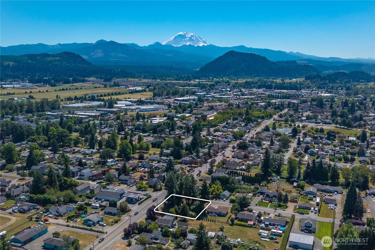 1627 Mchugh Avenue, Enumclaw, WA 98022 - #1