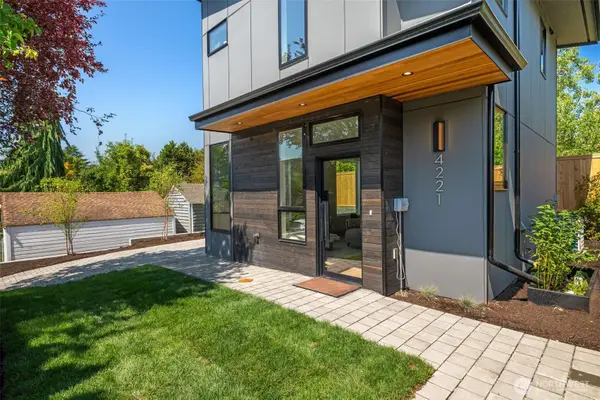 4219 51st Avenue S #B, Seattle, WA 98118