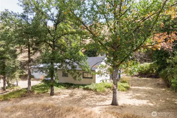 8117 Mill Creek Road, Walla Walla, WA 99362