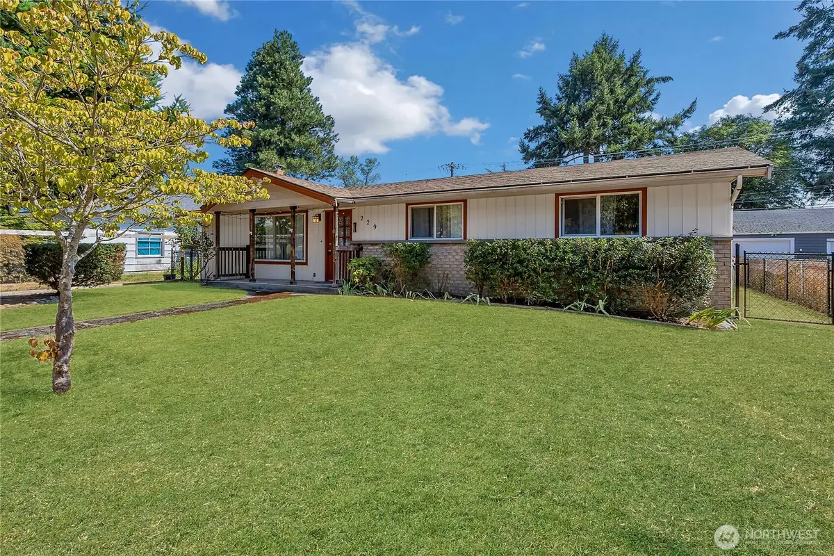 229 Mashell Avenue N, Eatonville, WA 98328 - #1