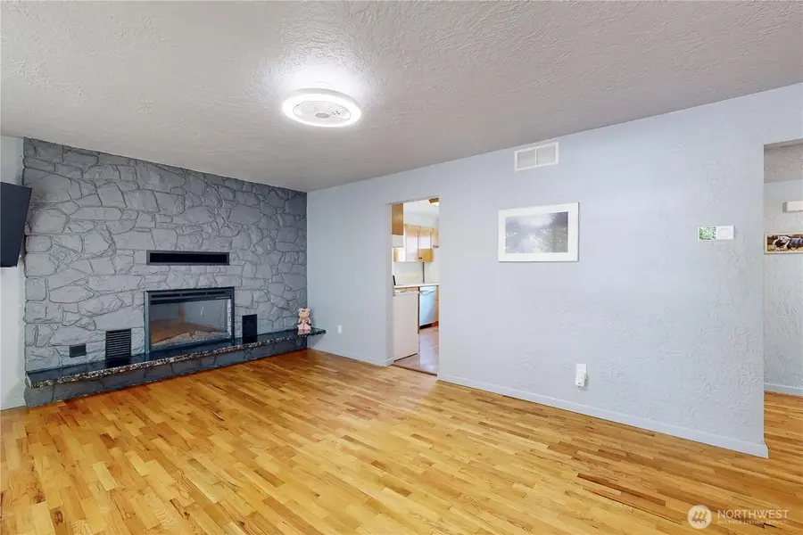 335 S Wilbur Avenue, Walla Walla, WA 99362 - #3