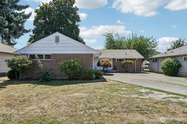 2219 Ocean Beach Highway, Longview, WA 98632