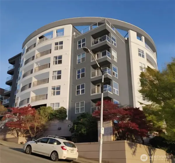 530 Melrose Avenue E #705, Seattle, WA 98102