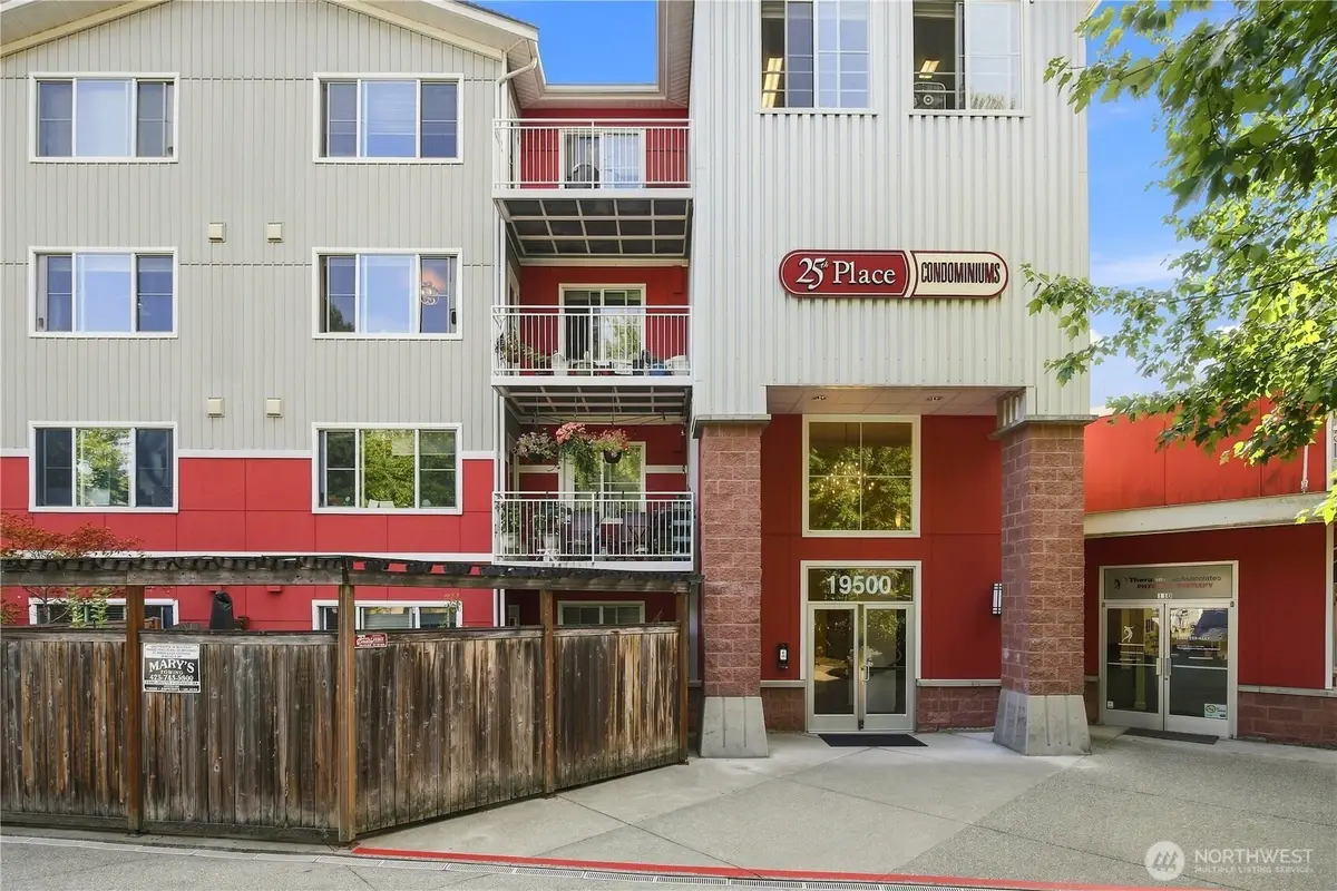 19500 Ballinger Wy Ne #204, Shoreline, WA 98155 - #1