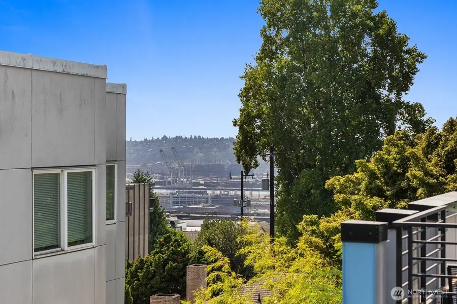 1539 14th Avenue S #B, Seattle, WA 98144 - #3