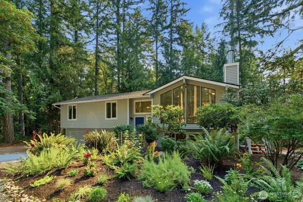 25120 SE 14th Street, Sammamish, WA 98075