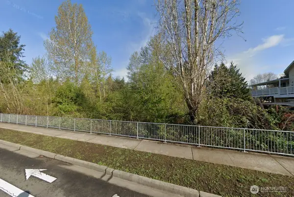 11000 SE 256 Street Ct, Kent, WA 98030