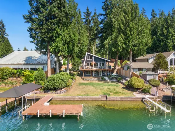 3622 Deer Island Drive E, Lake Tapps, WA 98391