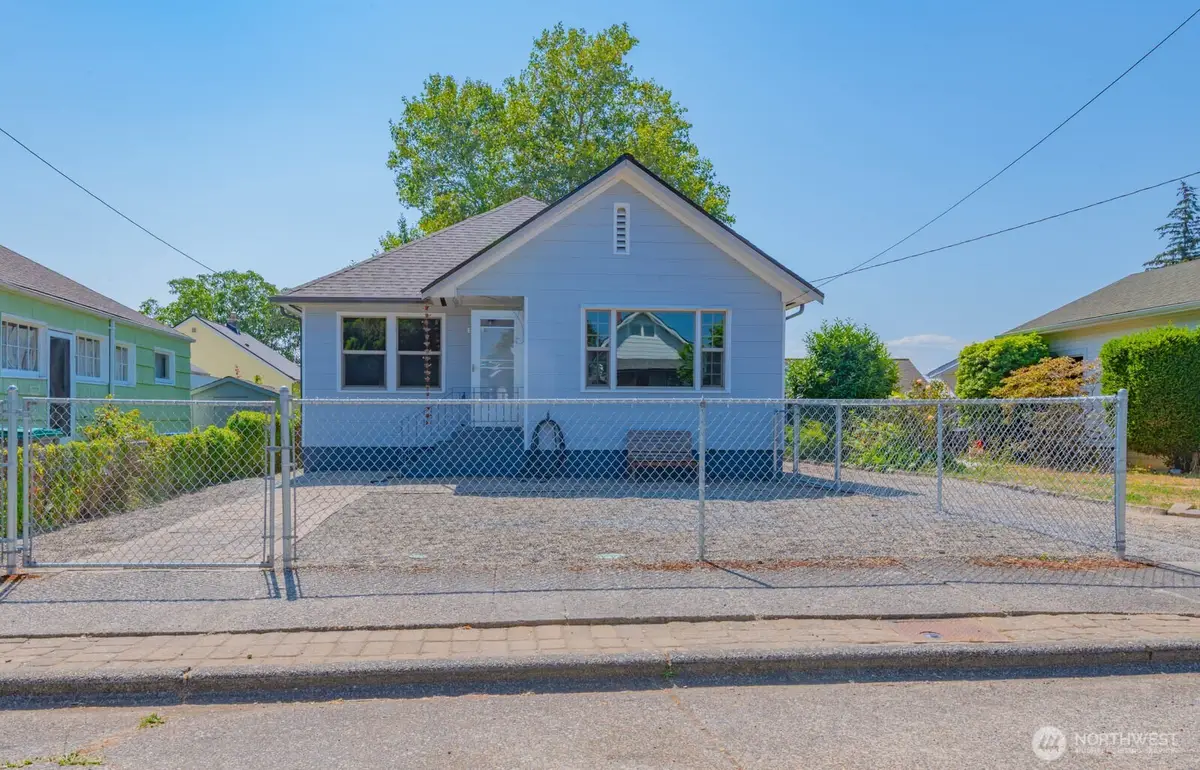 2007 9th Street, Bremerton, WA 98337 - #1