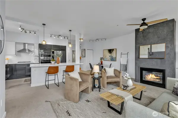 530 4th Avenue W #410, Seattle, WA 98119