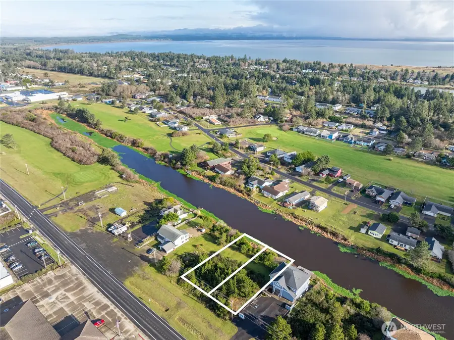564 Point Brown Avenue Ne, Ocean Shores, WA 98569 - #2