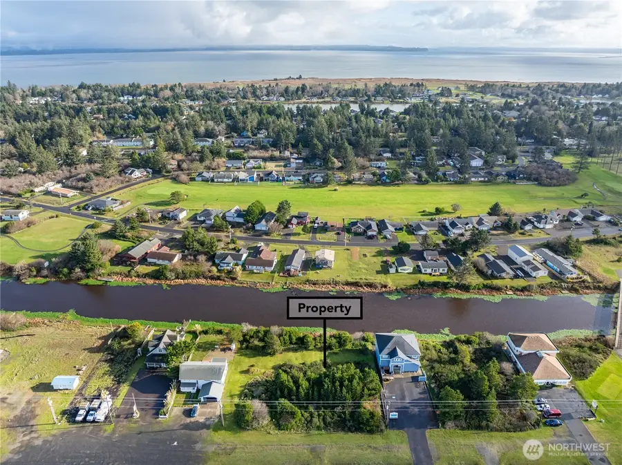 564 Point Brown Avenue Ne, Ocean Shores, WA 98569 - #3