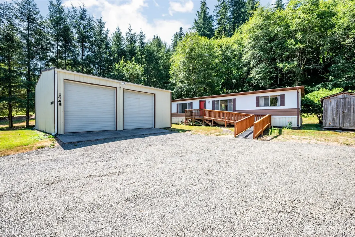 1445 Hazel Dell Road, Castle Rock, WA 98611 - #1