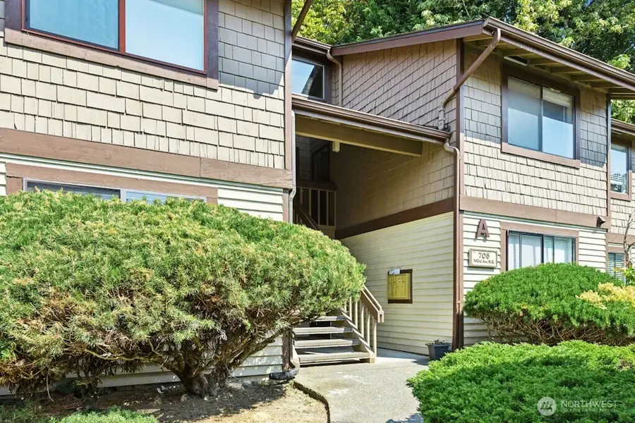 705 143rd Avenue Ne #A2, Bellevue, WA 98007 - #2